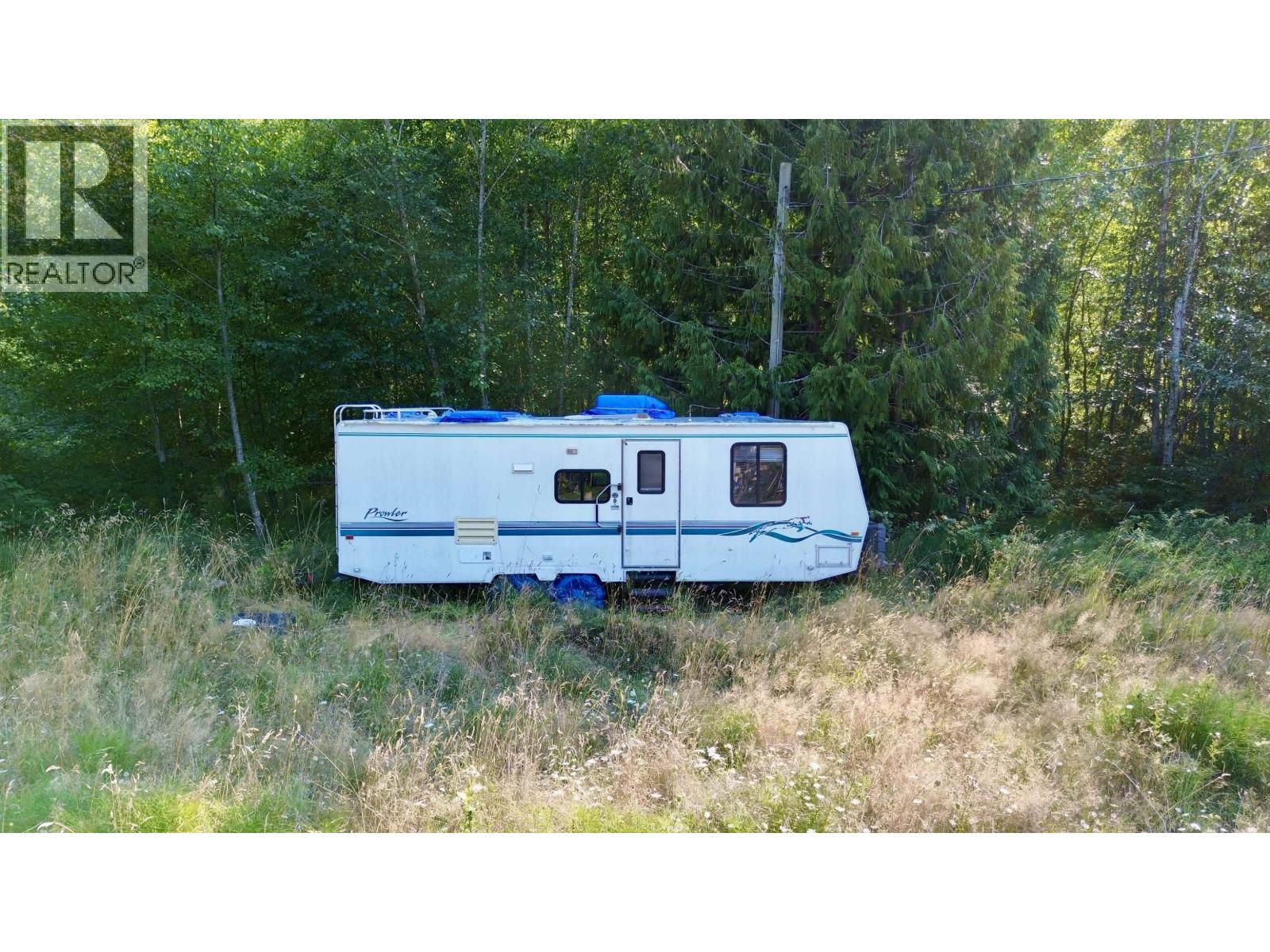 105 SUNSET BOULEVARD