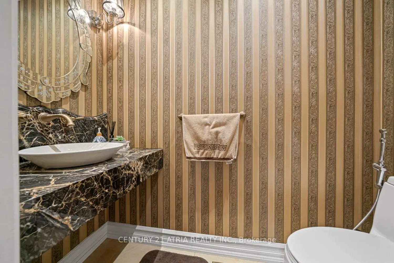 Additional image 2 of 33 Autumn Way