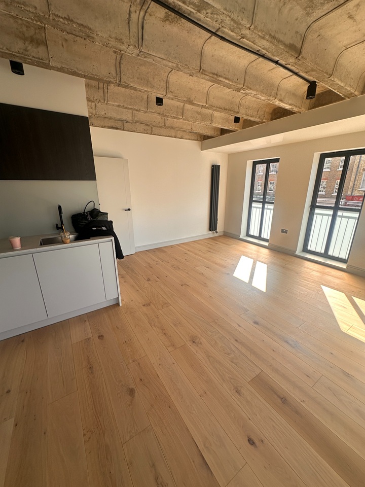 Additional image 6 of 2 Bed Flat, Hoxton Street, N1, N1 7GU