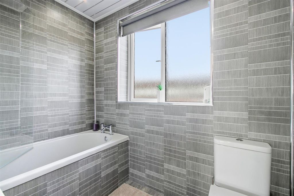 Additional image 14 of 3 bed semi-detached house for saleInchmurrin Crescent, Balloch, Alexandria G83