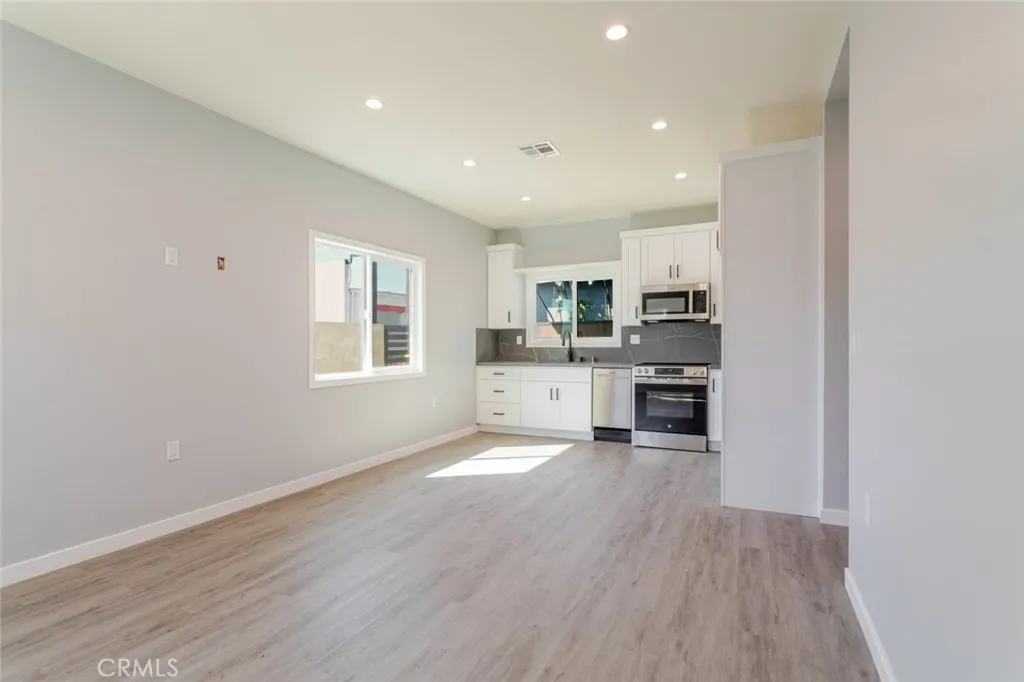 Additional image 7 of 944 Zook Drive Unit A, Glendale, CA 91202