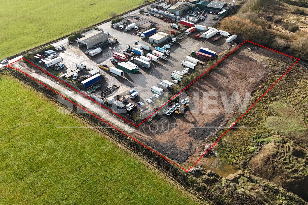 Land for saleThe Ridgeway, Moggerhanger MK44 photo 3