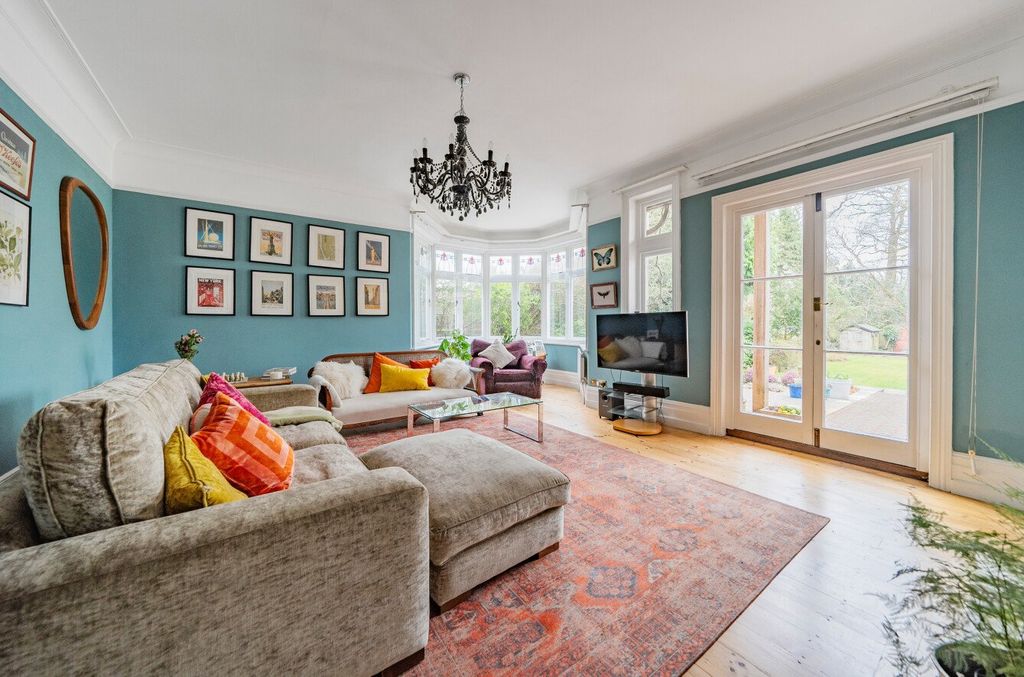 Additional image 5 of 4 bed detached house for saleWestbourne Crescent, Highfield, Southampton, Hampshire SO17