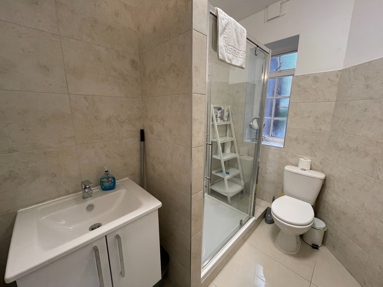 Additional image 20 of Studio Flat, Howitt Close, NW3, N1 7GU