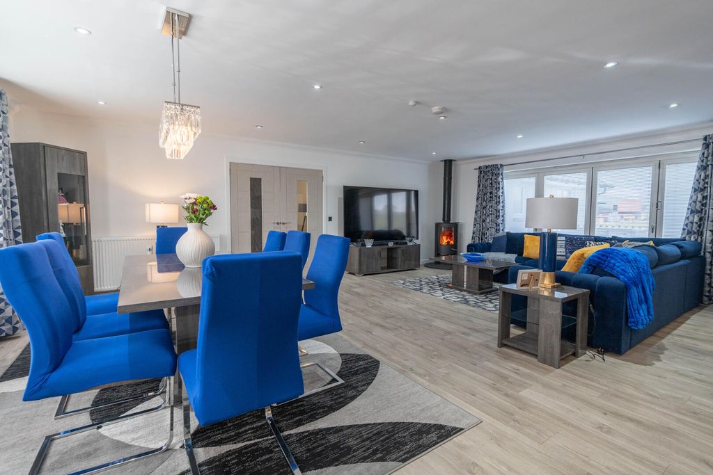 Additional image 7 of 4 bed detached bungalow for saleKarlix Cottage, Auchenheath, Lanark ML11