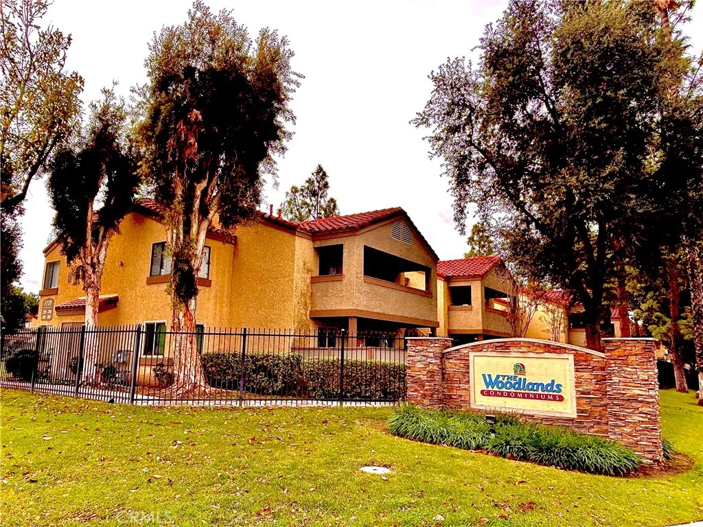 Additional image 3 of 1110 W Blaine St Unit 102, Riverside, CA 92507