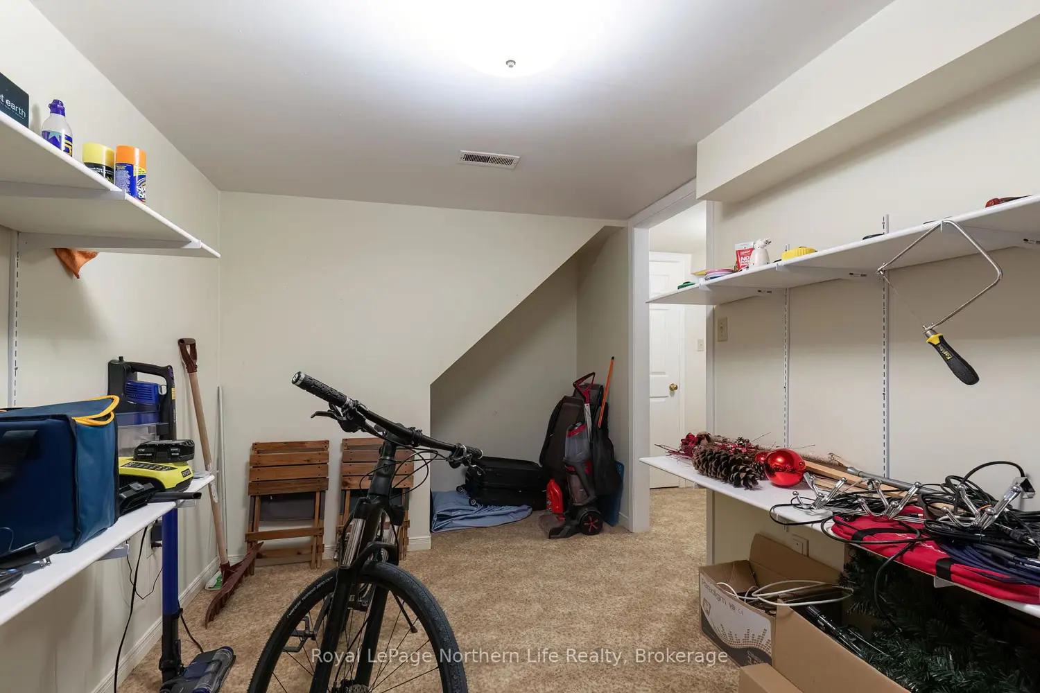 Additional image 15 of 624 Lakeshore Drive 1