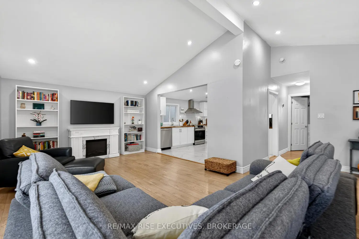 Additional image 5 of 1302 Montreal Street