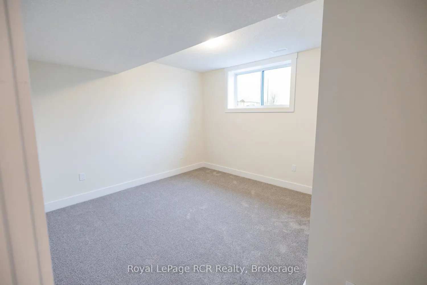 Additional image 12 of 222 16Th Avenue Crescent