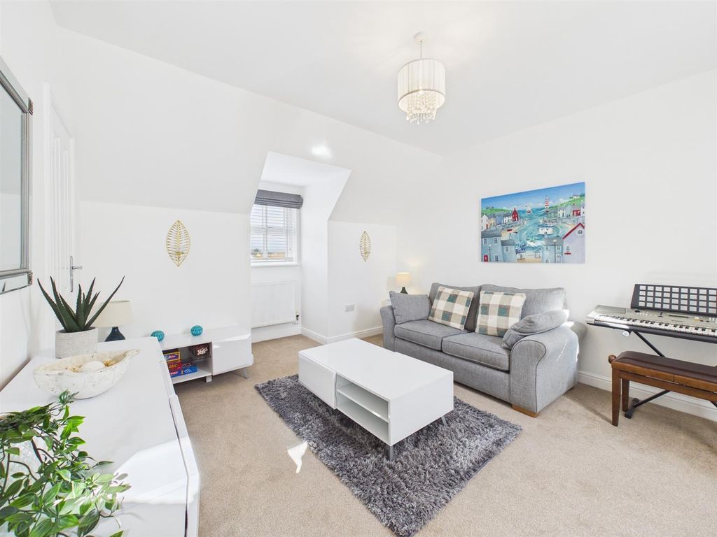 Additional image 17 of 5 bed detached house for saleSanderling Way, Porthcawl CF36