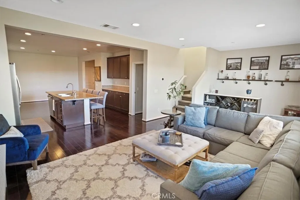 Additional image 5 of 19845 Via Kalban, Newhall, CA 91321