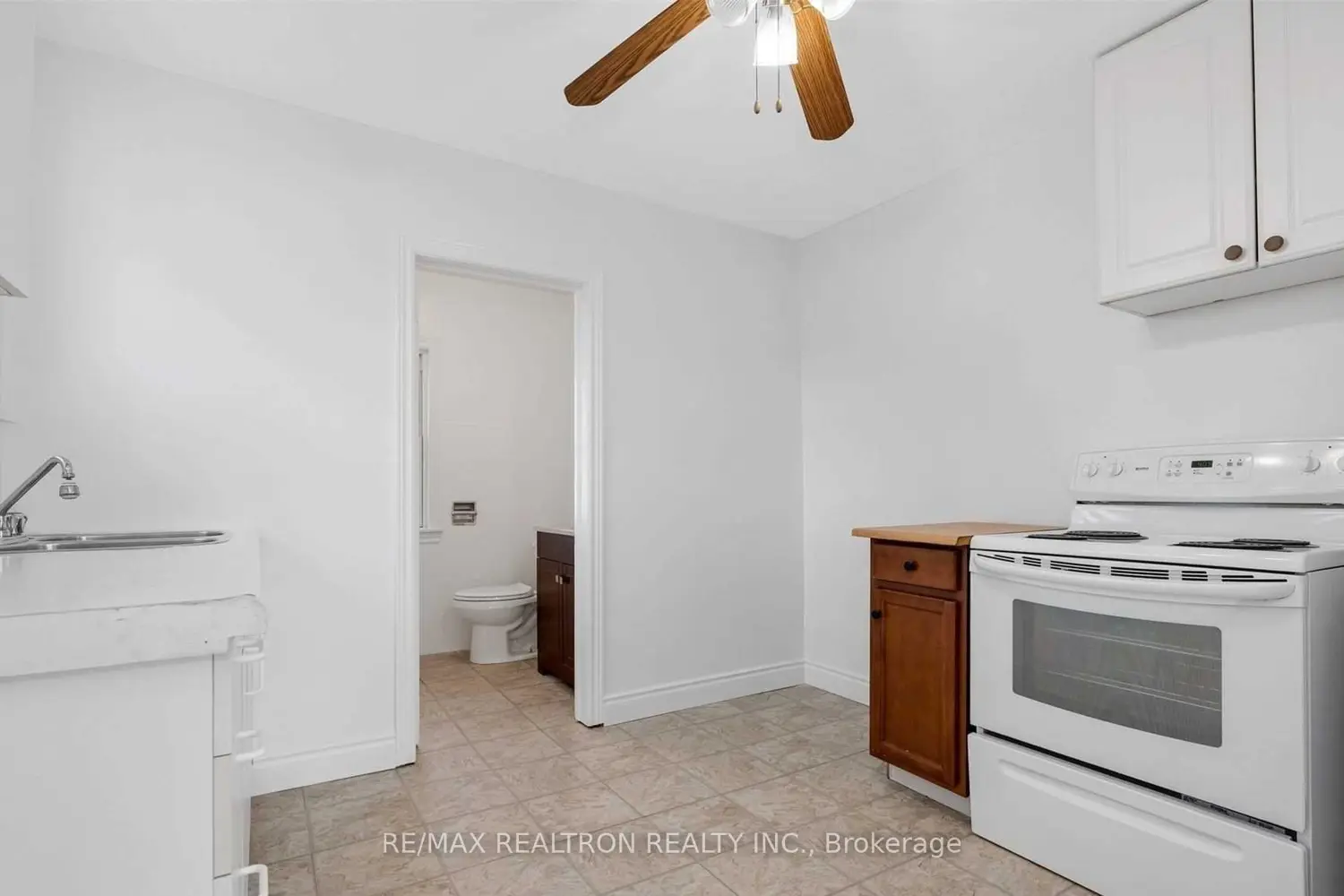 Additional image 9 of 6247 Taylor Street