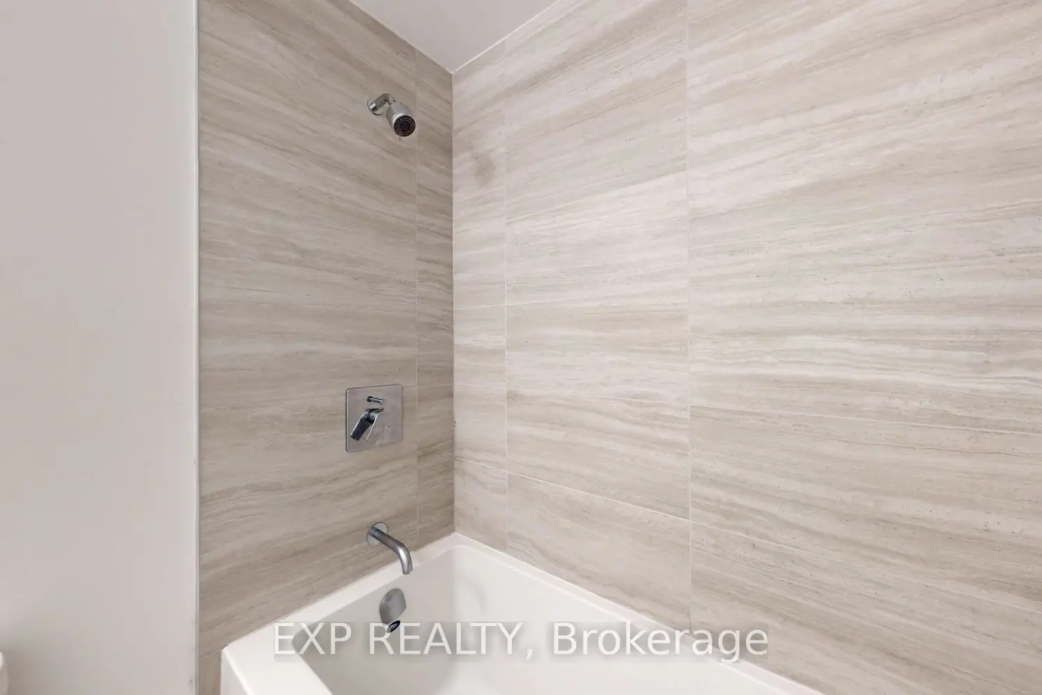 Additional image 18 of 10 Abeja Street 2414