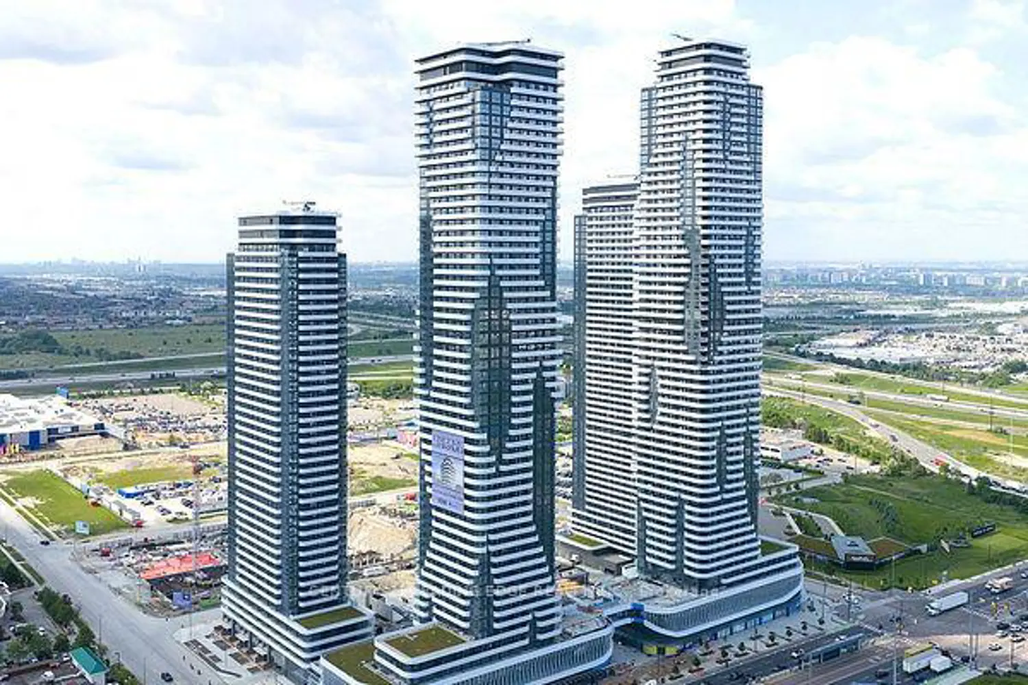 Additional image 18 of 225 Commerce Street 5609