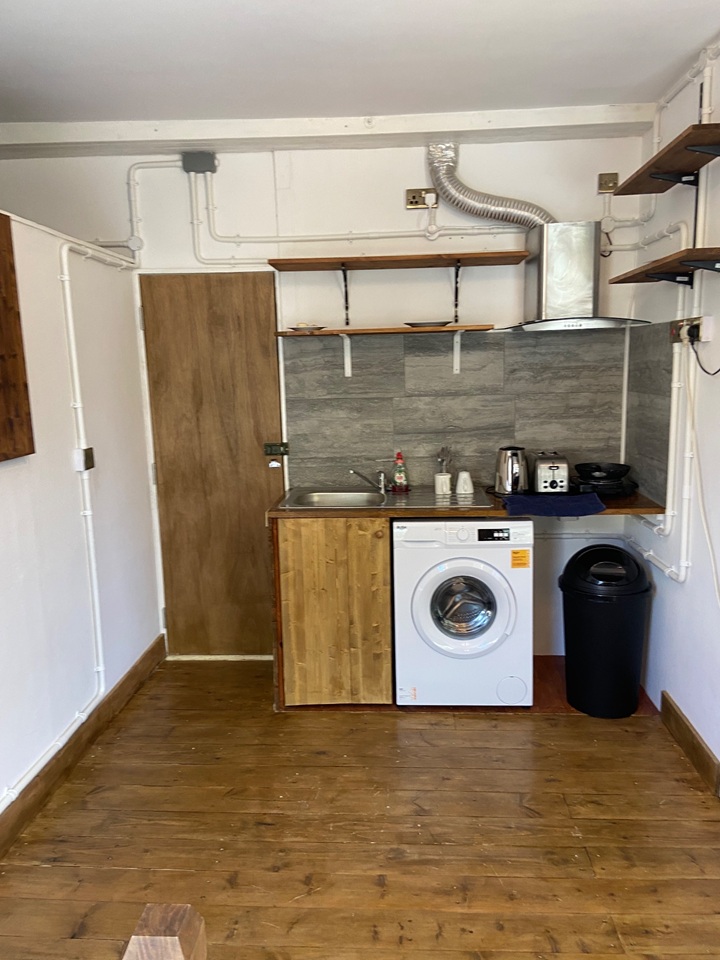 Additional image 5 of Studio Flat, Vanston Place, SW6, N1 7GU