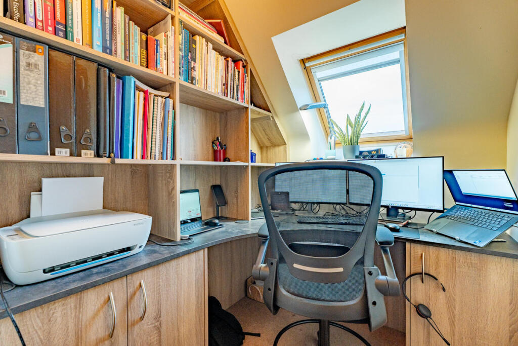 Additional image 13 of McIntosh Crescent, Aberdeen, AB21