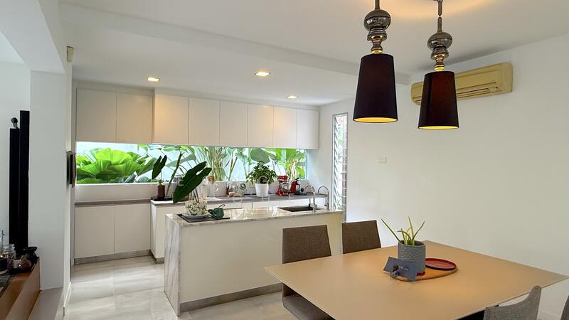 Additional image 5 of Springleaf Road