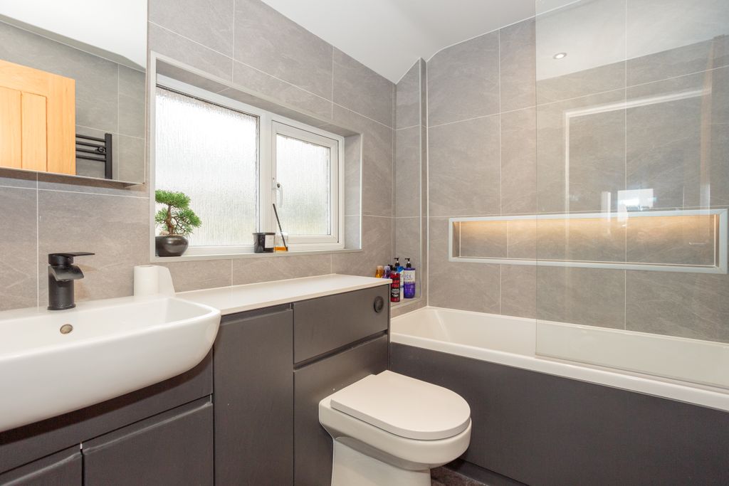 Additional image 25 of 3 bed detached house for saleGlencaple Avenue, Dumfries DG1