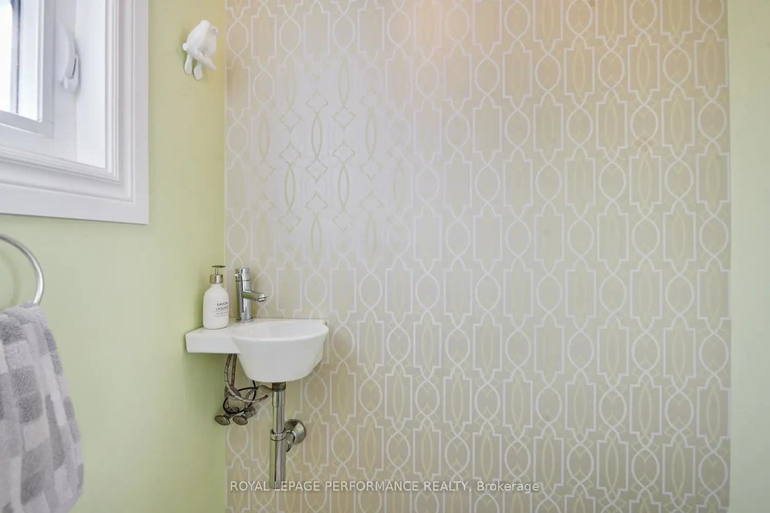 Additional image 7 of 2239 Webster Avenue