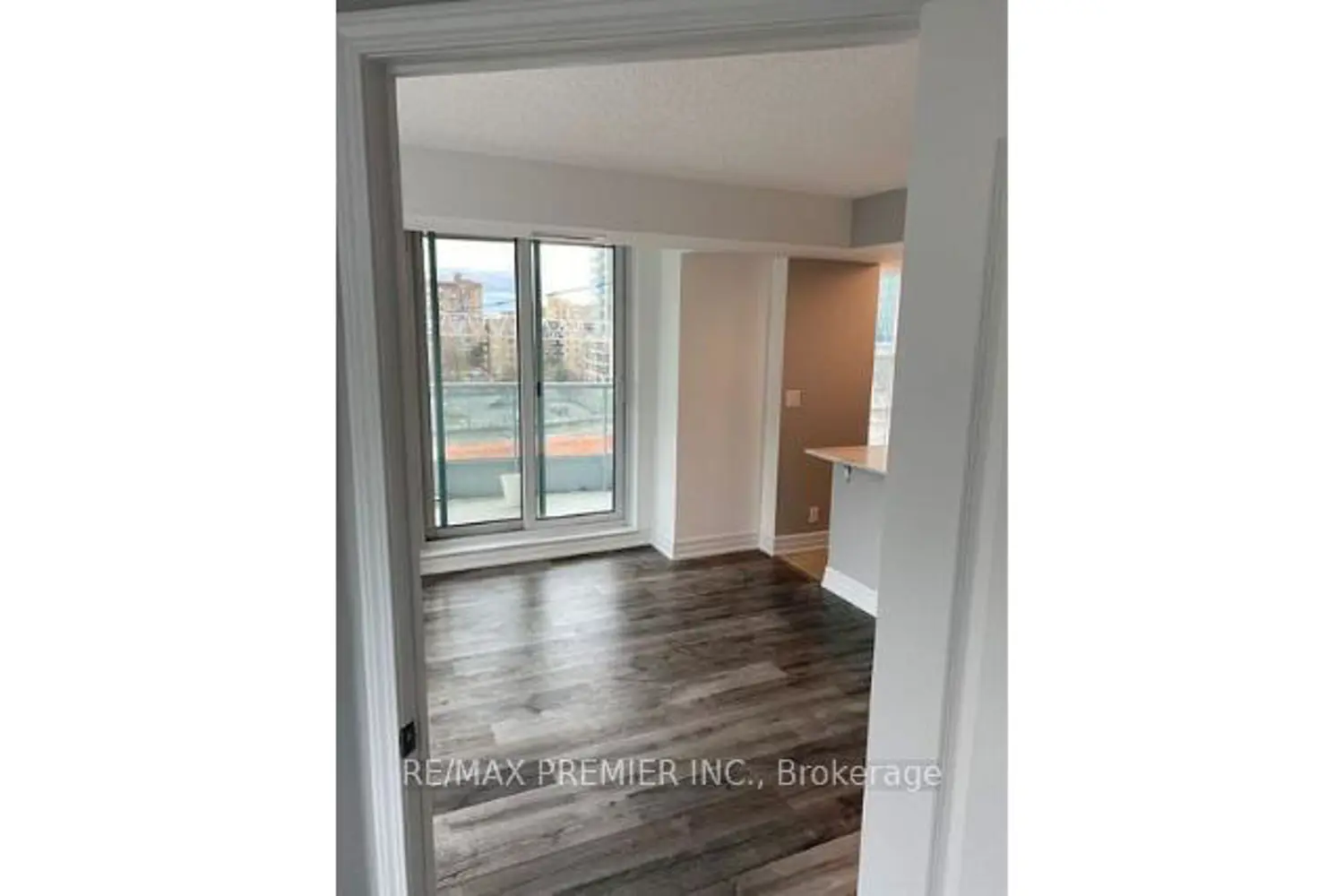 Additional image 16 of 33 Elm Drive 612