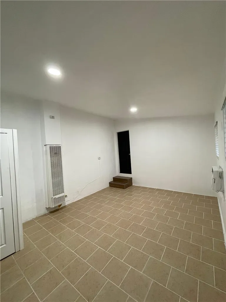 Additional image 16 of 369 E Avenue R4, Palmdale, CA 93550