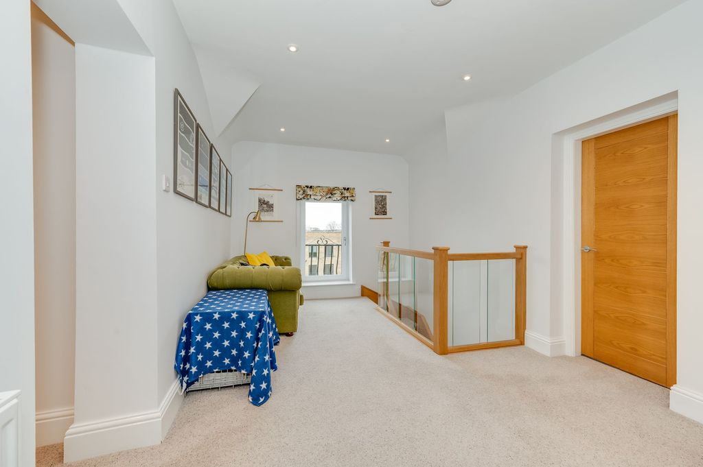 Additional image 36 of 4 bed detached house for saleManchester Road, Crosspool S10