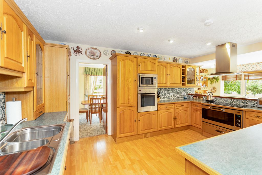 Additional image 3 of 5 bed villa for sale3 Murieston Road, Murieston, Livingston EH54
