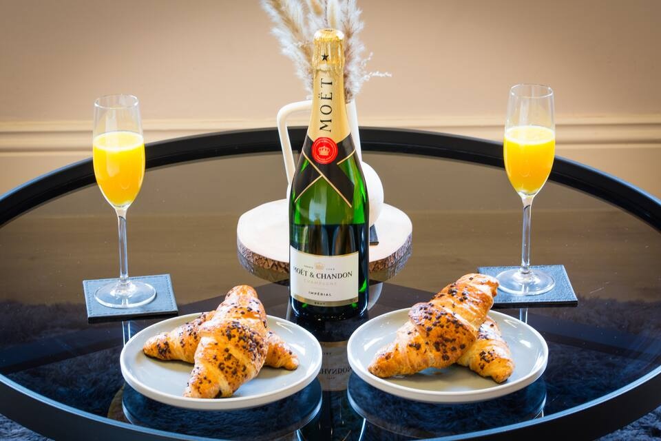 Additional image 22 of 2 Bed Flat, Charlotte Street, M1, N1 7GU