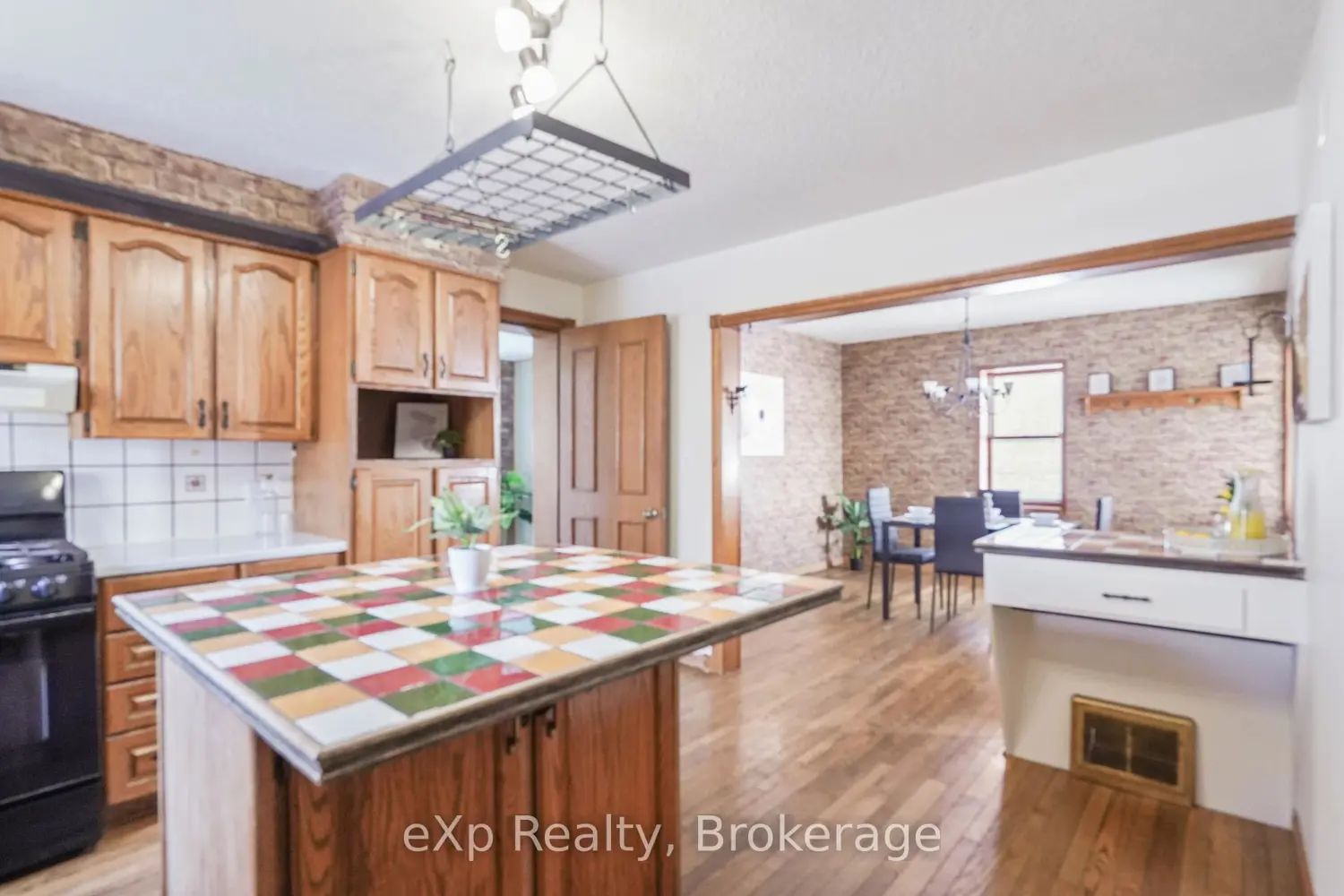 Additional image 2 of 78 Victoria Avenue