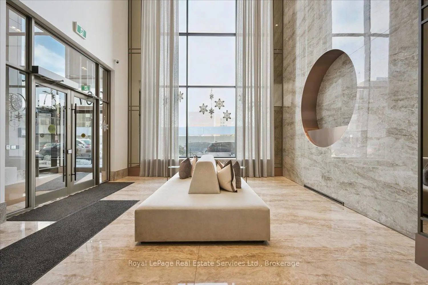 2007 James Street 308