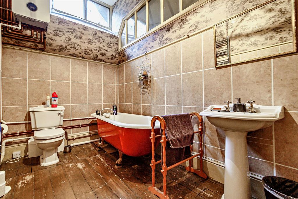 Additional image 17 of 14 bed detached house for saleDerwydd Road, Ammanford SA18