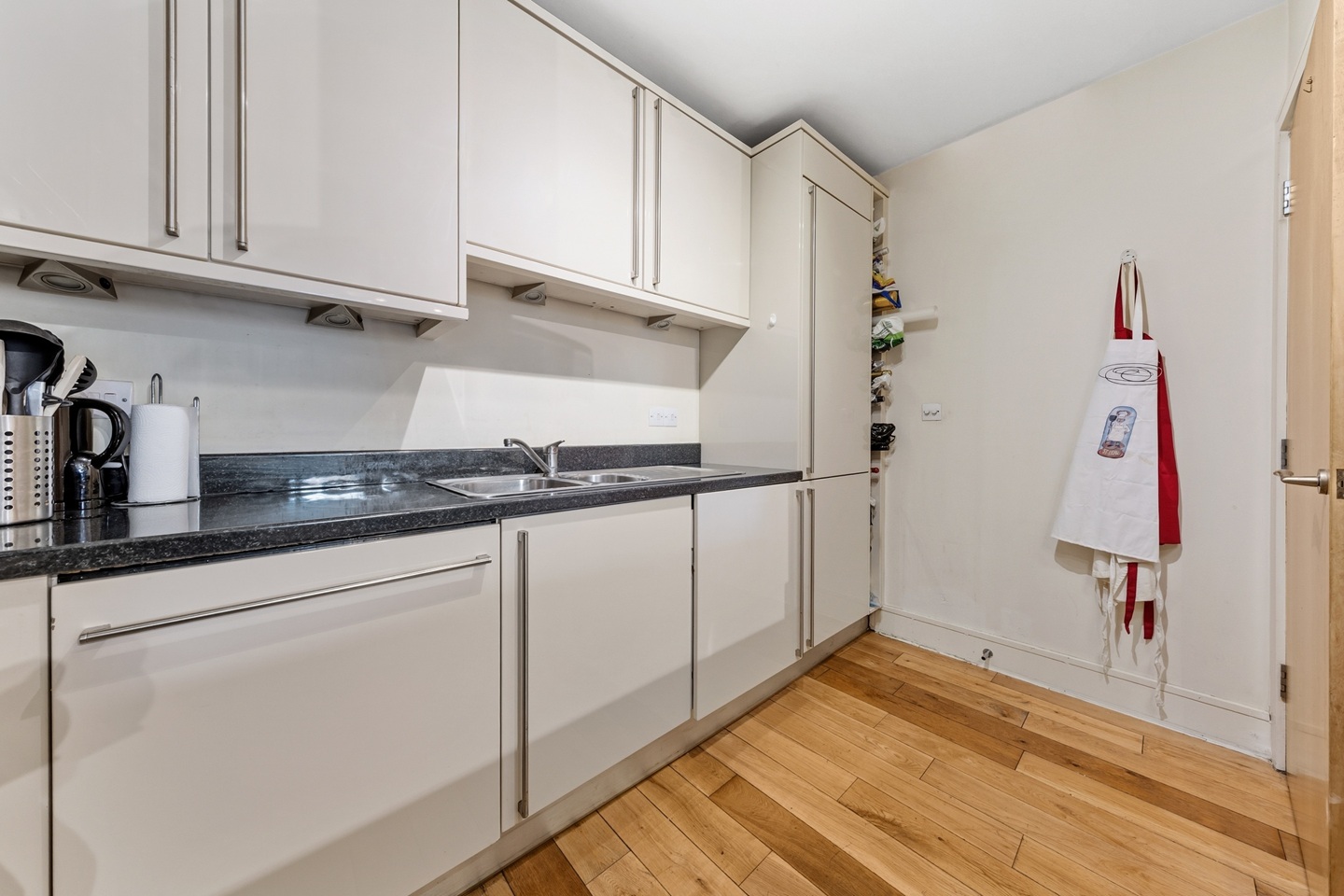 Additional image 7 of 1 Bed Flat, Meridian Court, SE15, N1 7GU