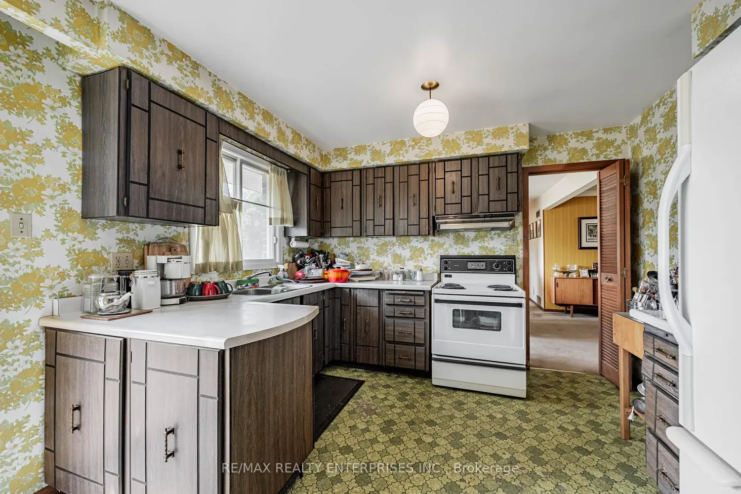 Additional image 14 of 2739 Embleton Road