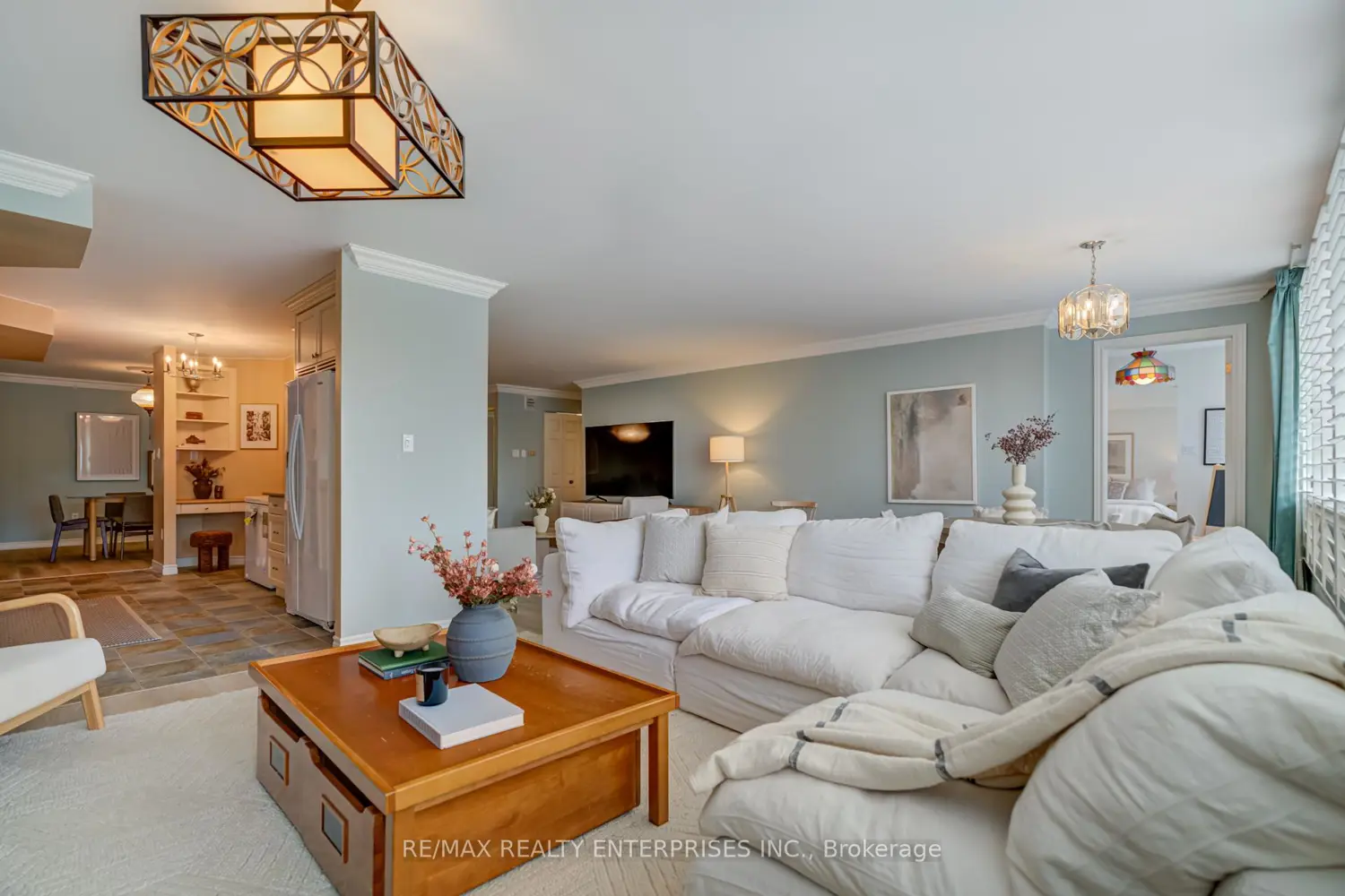 Additional image 8 of 65 Skymark Drive 204