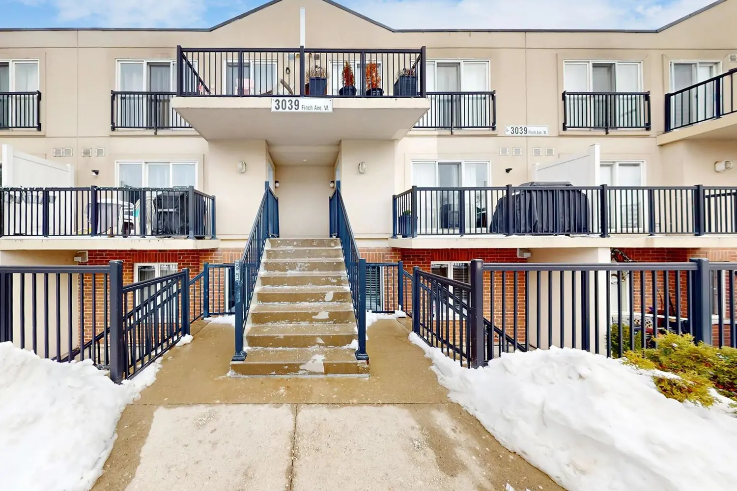 3039 Finch Avenue 1028