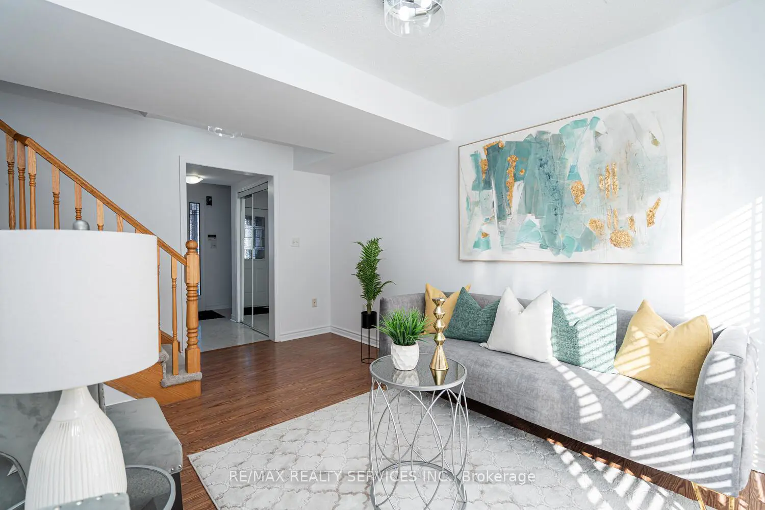 Additional image 8 of 67 Decker Hollow Circle