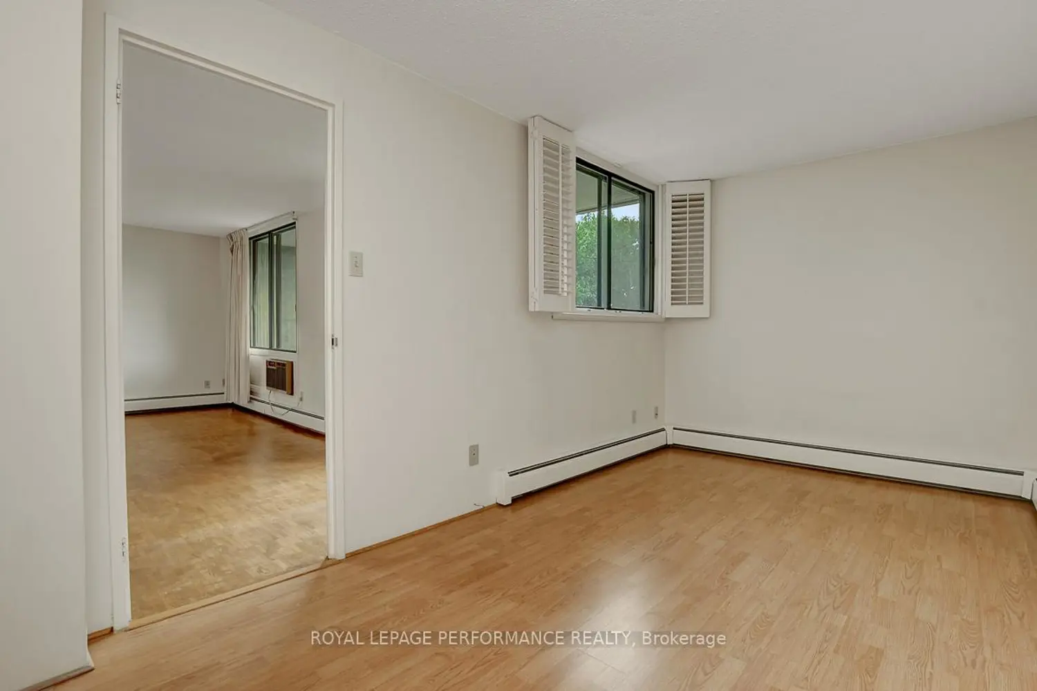 Additional image 8 of 415 Greenview Avenue 404