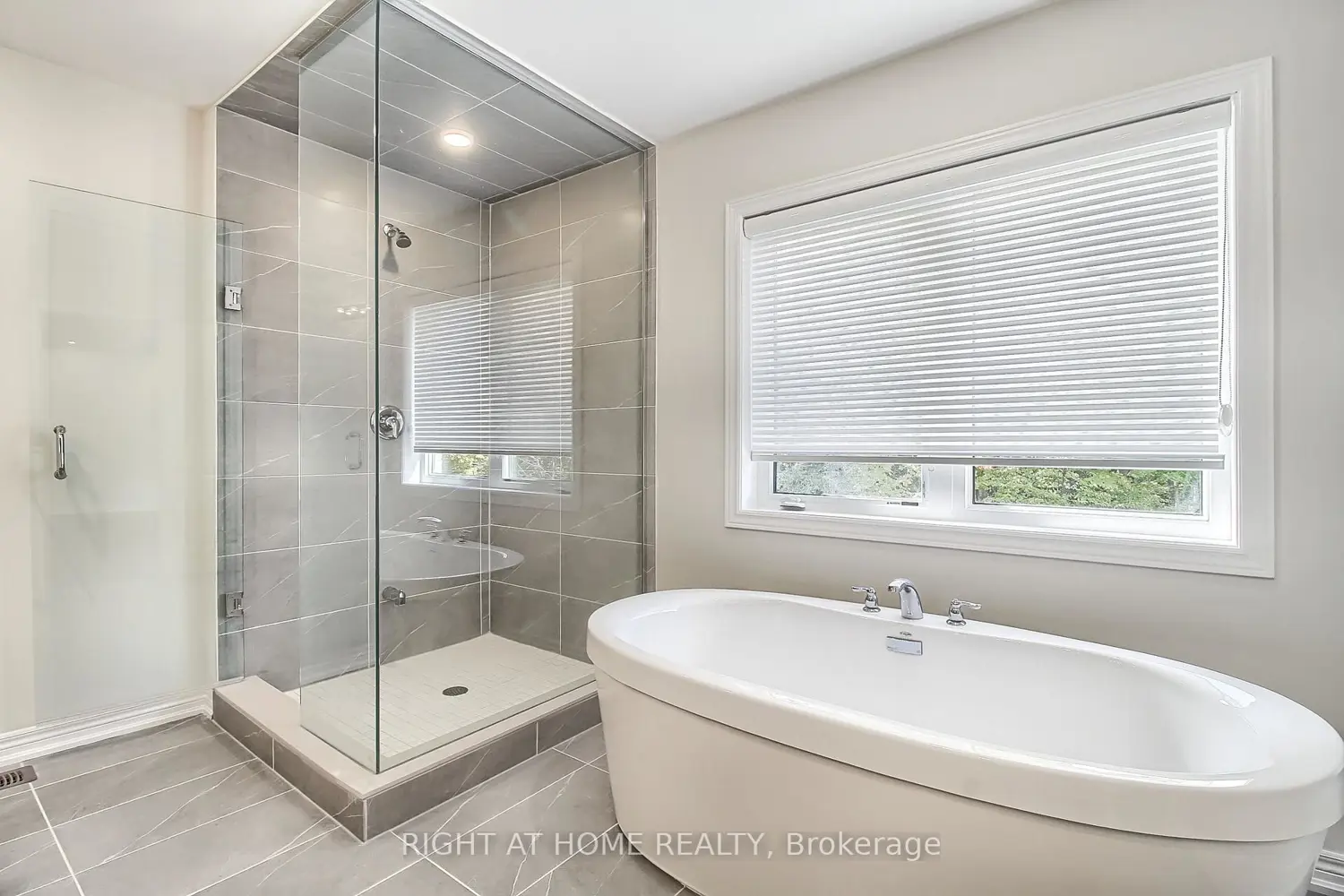 Additional image 10 of 31 Dorothy Caine Crescent