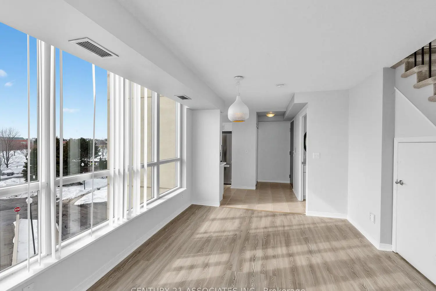 Additional image 7 of 2585 Erin Centre Boulevard 408