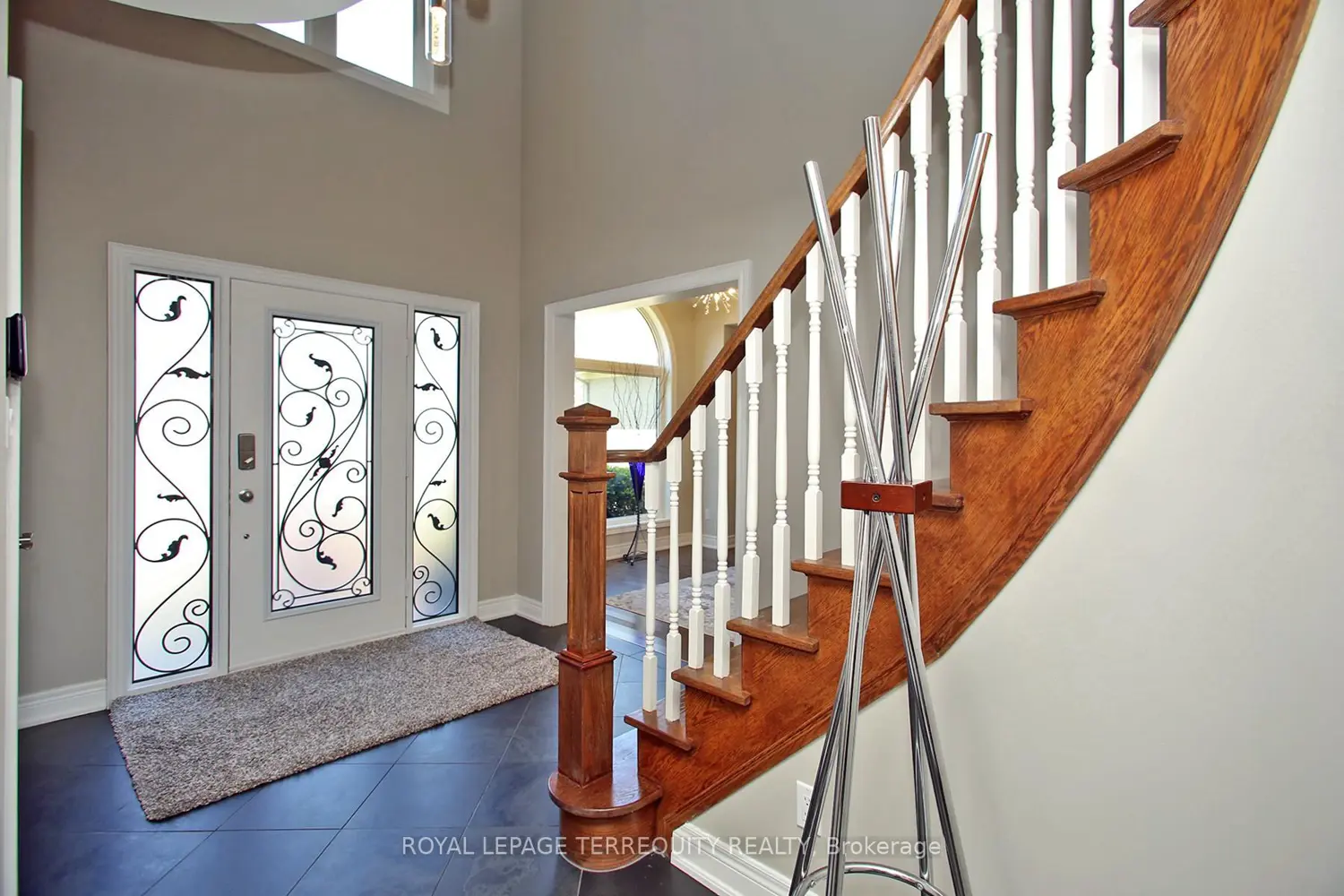 Additional image 3 of 3 Riviera Ridge