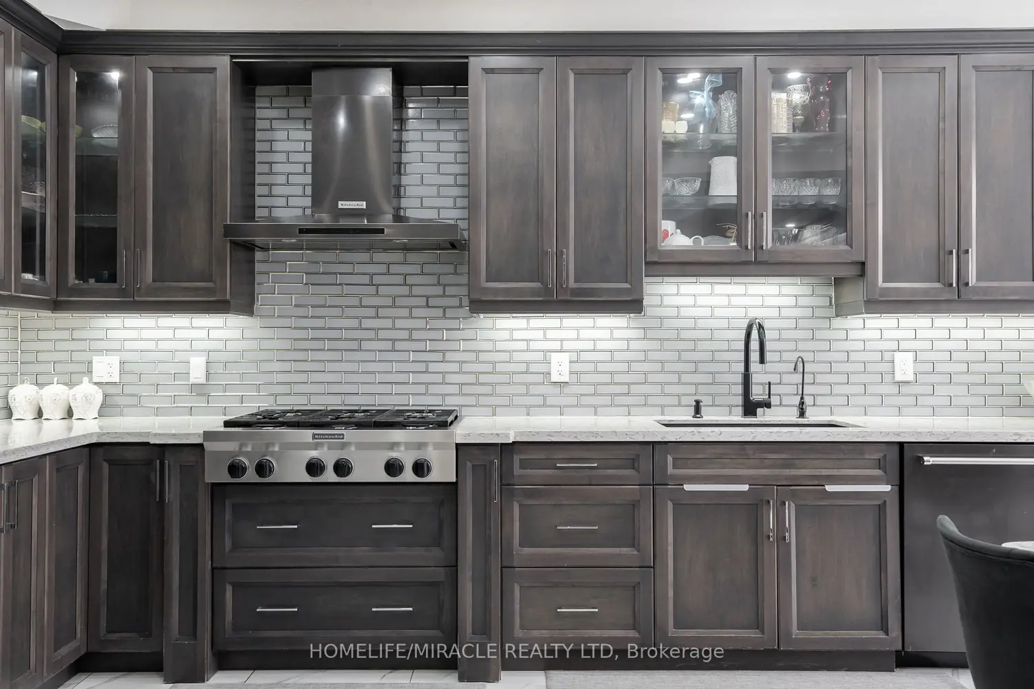 Additional image 9 of 11 Noranda Crescent