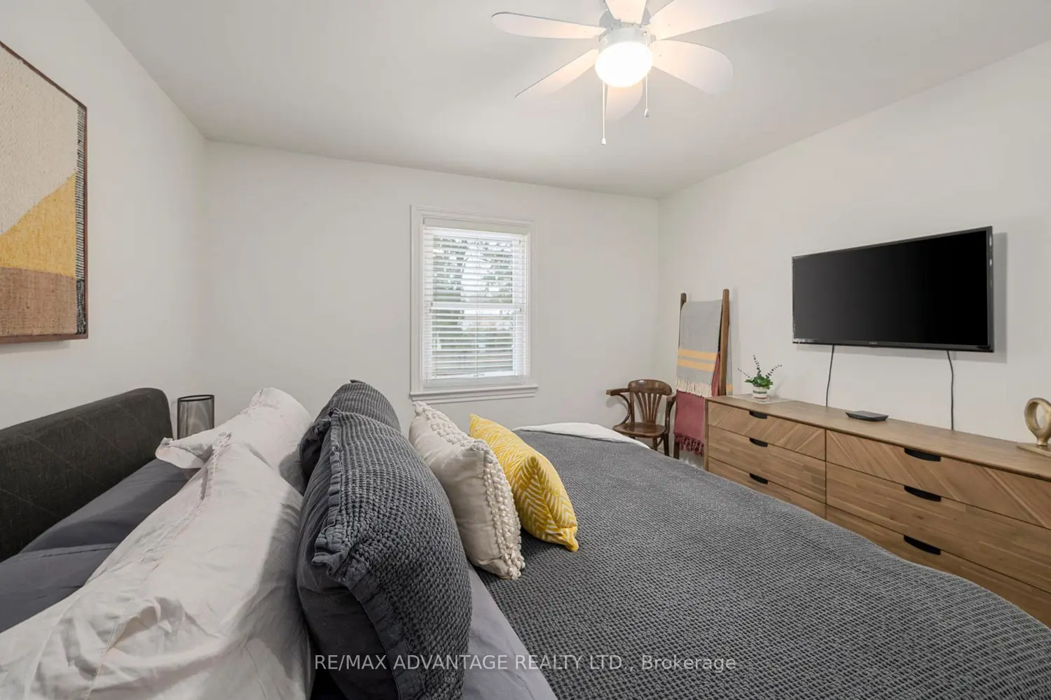 832 Sunninghill Avenue photo 5