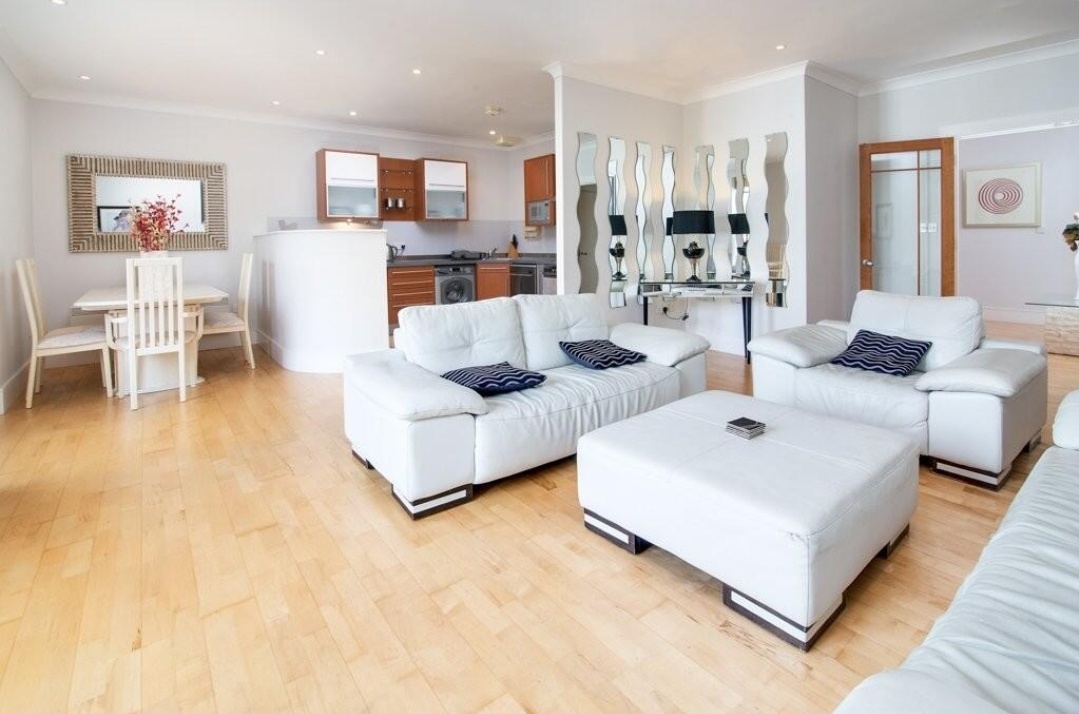 Additional image 2 of 3 Bed Flat, St. James Place, B15, N1 7GU