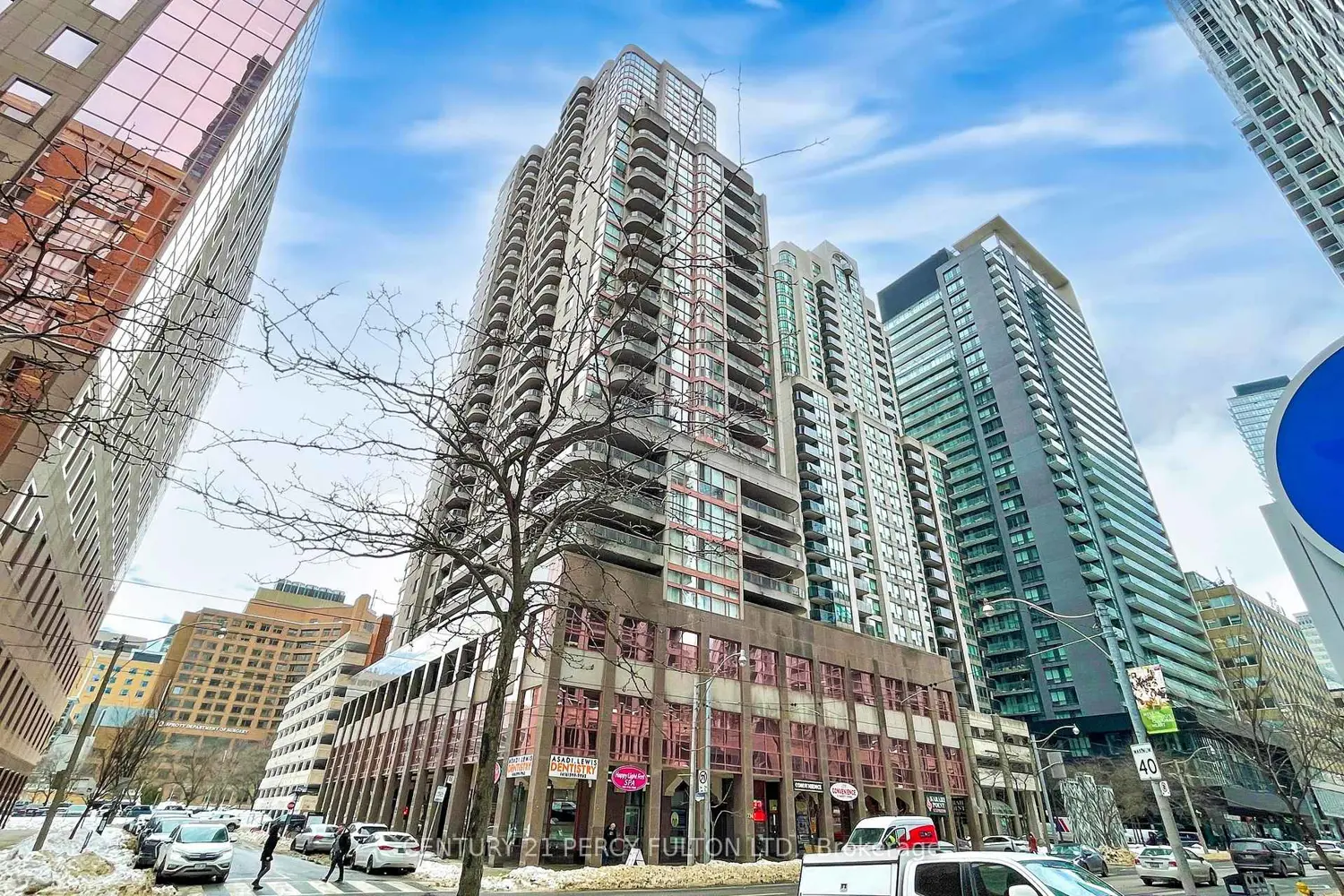 736 Bay Street 703