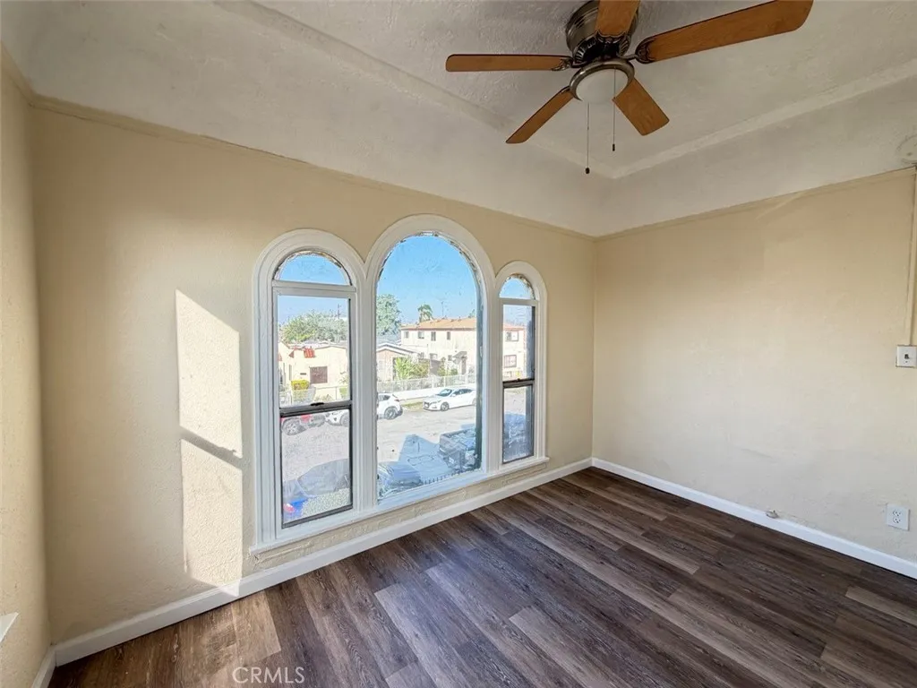 Additional image 15 of 932 W 74th Street, Los Angeles, CA 90717