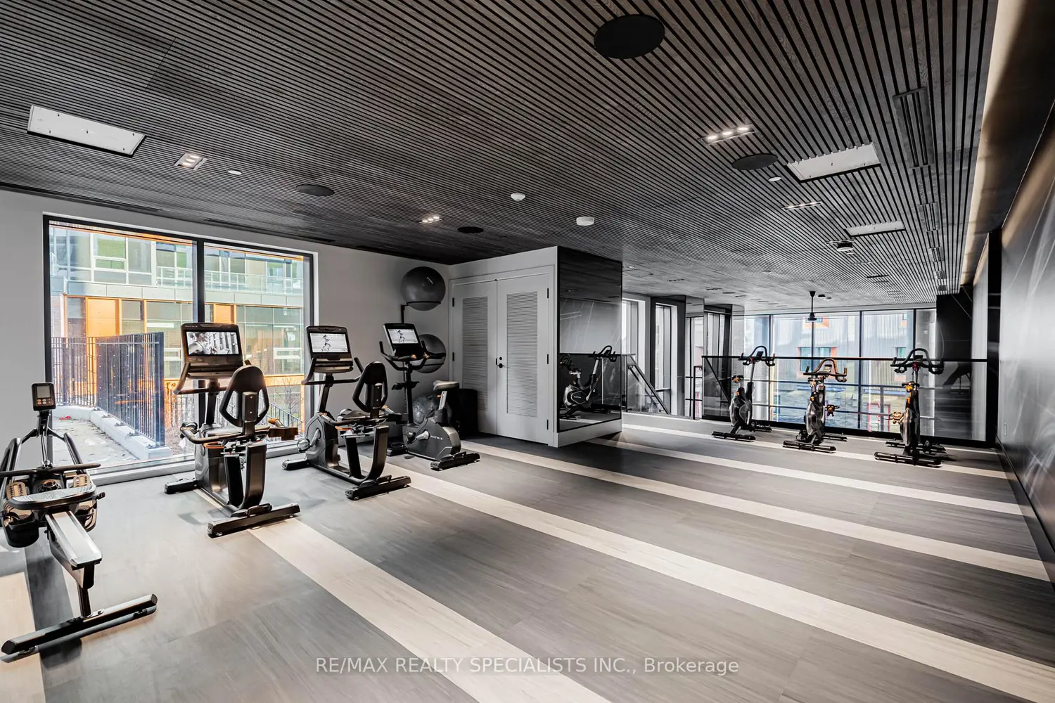 Additional image 10 of 115 Denison Avenue 920