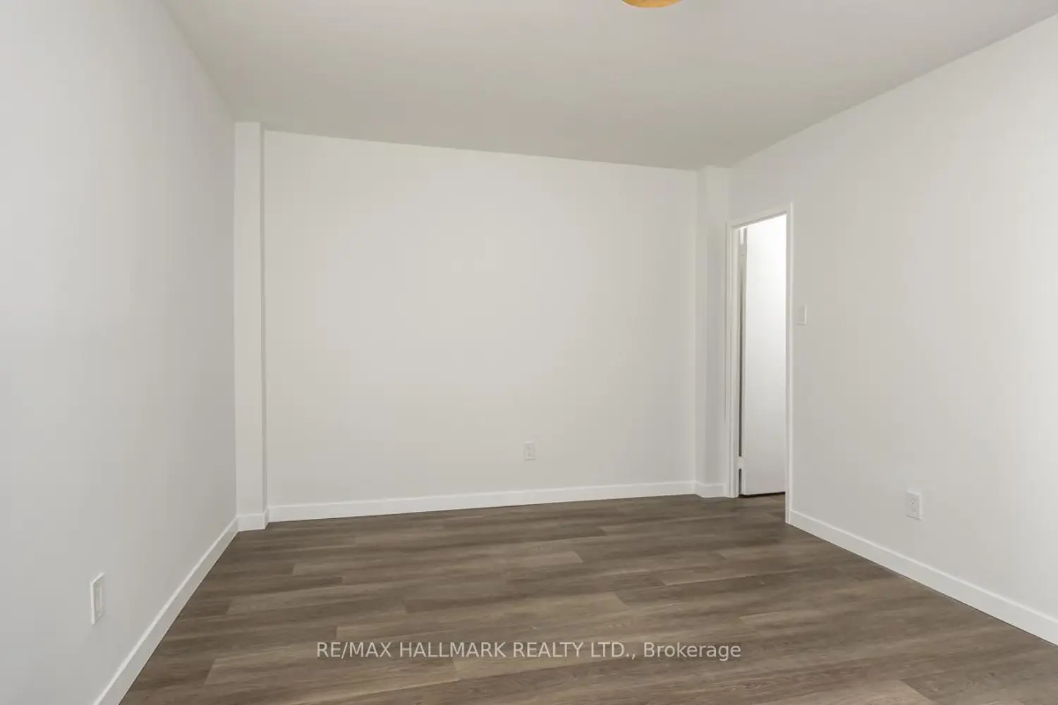 Additional image 12 of 5949 Yonge Street 1105