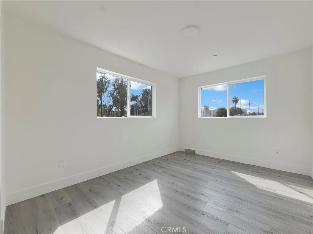 Additional image 11 of 150 S Madison Ave, Los Angeles, CA 90004