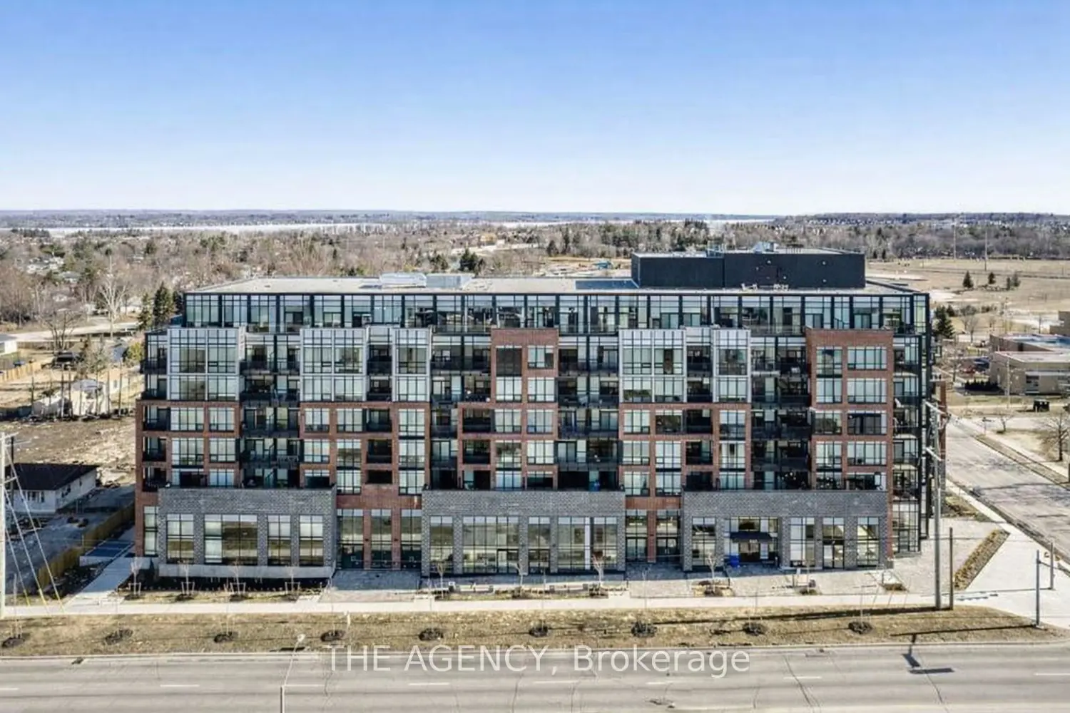 Additional image 2 of 681 Yonge Street 327