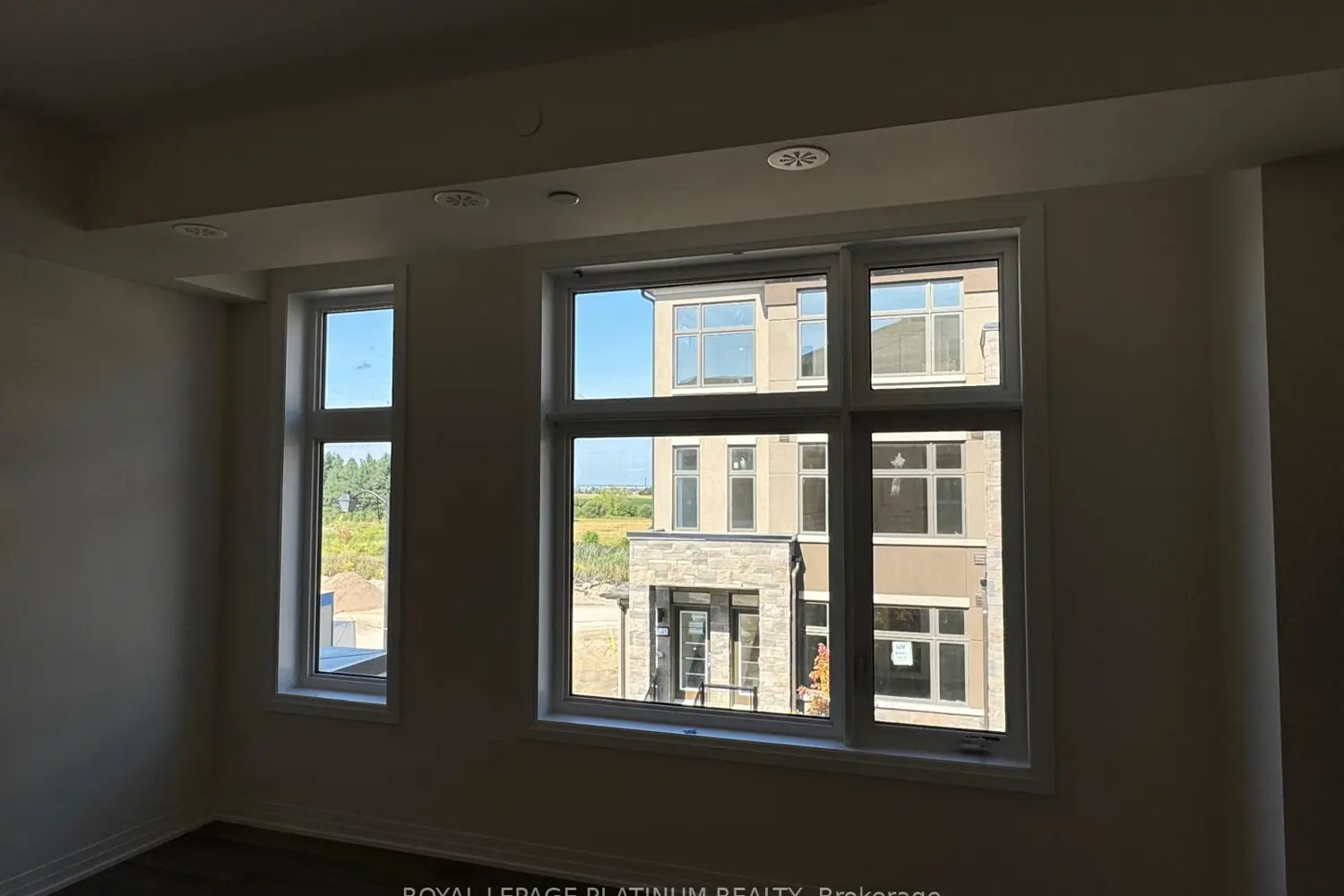 Additional image 15 of 15 Fieldridge Crescent 3